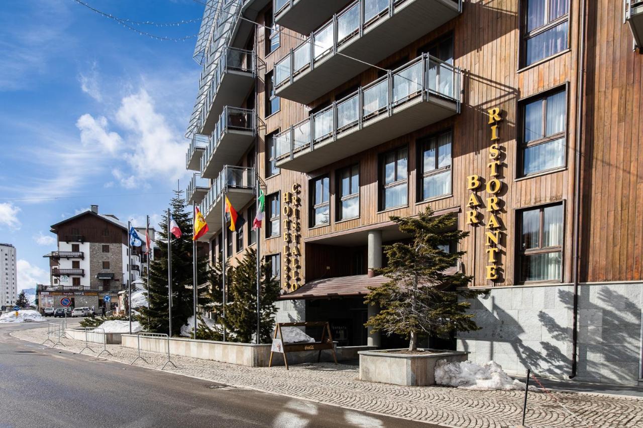 Hotel Cristallo Colle Colle Sestriere Buitenkant foto